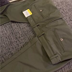 Greg Norman Men’s ML75 Stretch Performance Chino Pants Green, Size 32x34 (New)